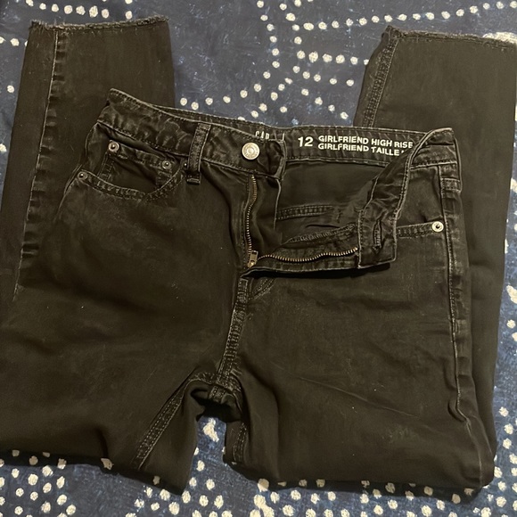Girlfriend High-rise Kids Jeans - Picture 2 of 2